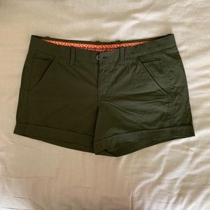 Koppen woman’s shorts